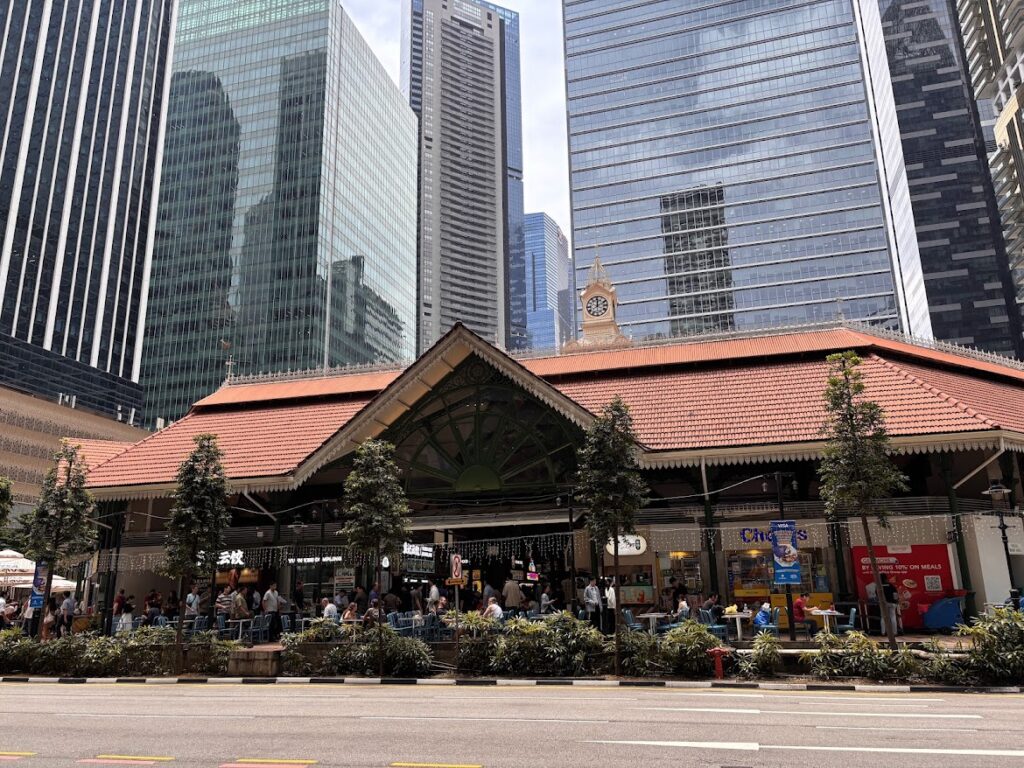 lau pa sat outside from robinson rd 1